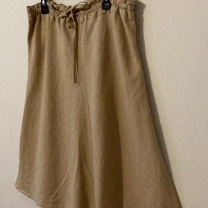 H&M Beige A-Line Skirt size 10